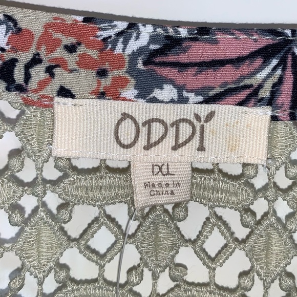 NWT Oddi print tunic with lace inset back women’s XL. - Picture 2 of 8